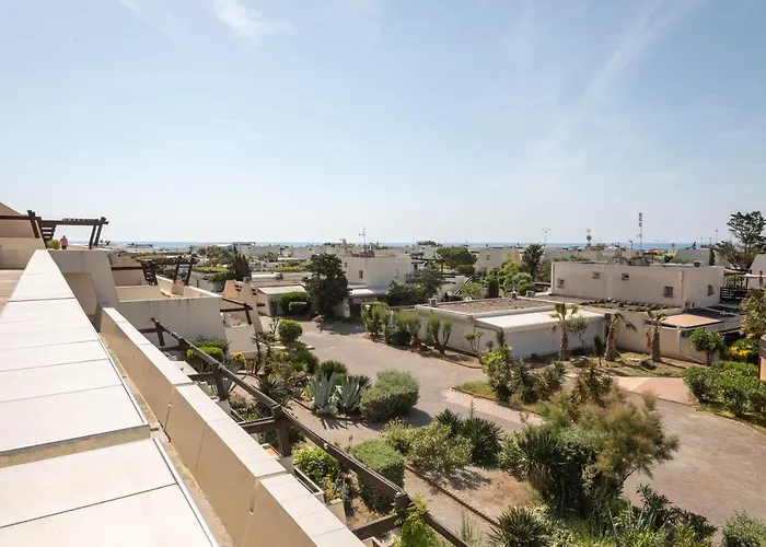 Emplacement N°1 Port Nature 4, Coursive Vue Mer, 2eme Etage, Village Naturiste אגדה