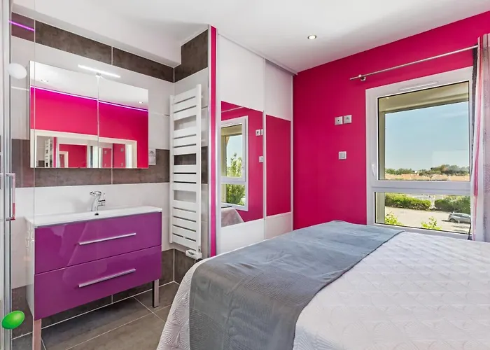 Emplacement N°1 Port Nature 4, Coursive Vue Mer, 2eme Etage, Village Naturiste דירה